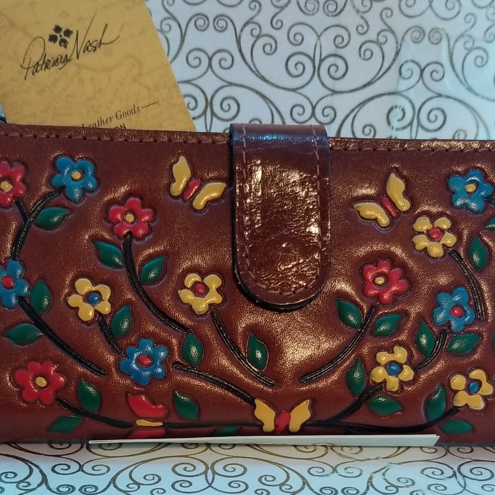 NWT Patricia Nash Nazari Wallet